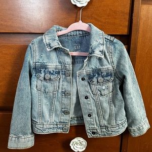 Baby Gap distressed denim jacket 2T || excellent condition